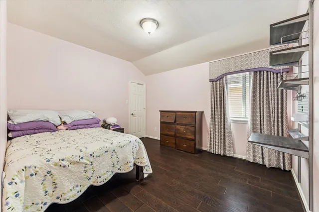 $514,990 | 2328 Shadow Falls Lane, Pearland, TX 77584