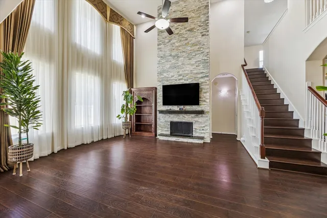 $514,990 | 2328 Shadow Falls Lane, Pearland, TX 77584