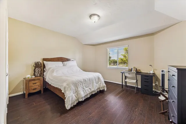 $514,990 | 2328 Shadow Falls Lane, Pearland, TX 77584