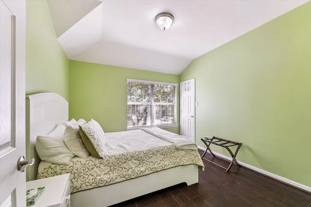 $514,990 | 2328 Shadow Falls Lane, Pearland, TX 77584