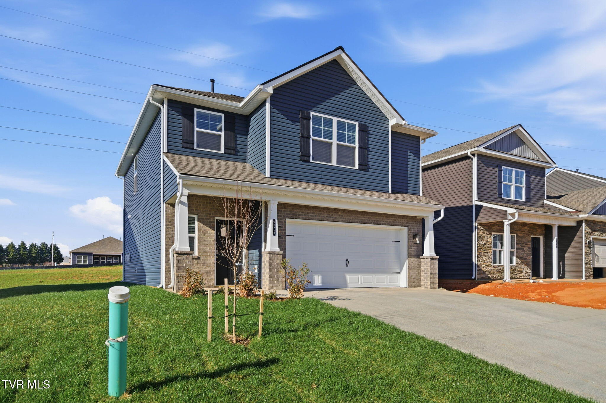 232 Chimney View Loop Blountville, TN 37617 - Photo 3 of 33 3-web-or-mls-232 Chimney Loop Vw-3