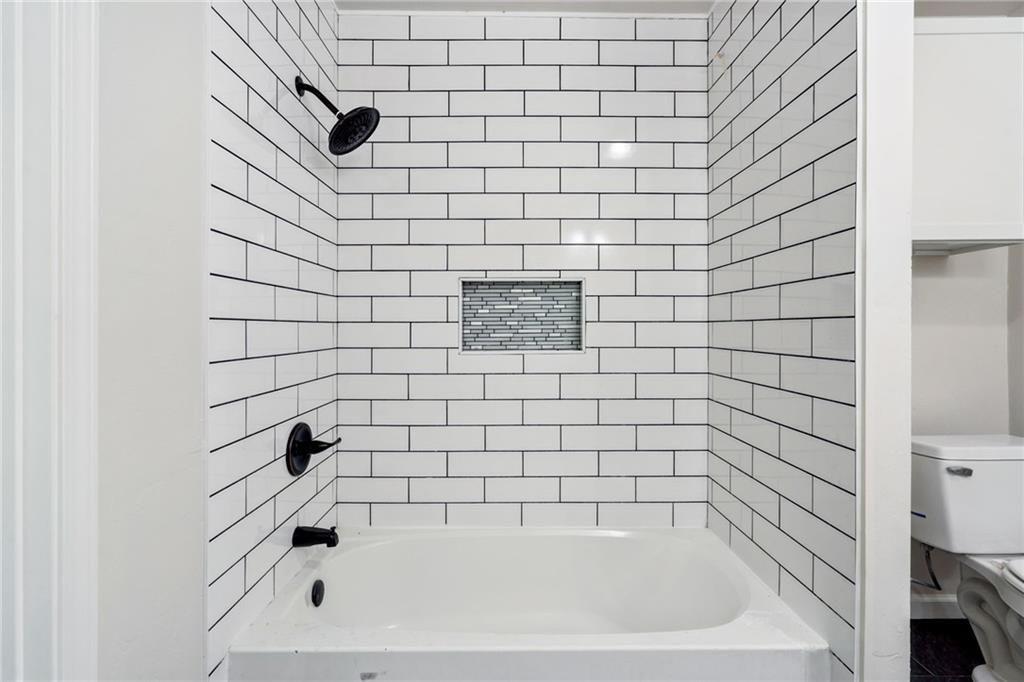 992 Wescott Lane Northeast Atlanta, GA 30342 - Photo 38 of 62