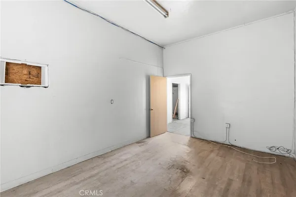 $3,500 | 16756 Foothill Boulevard, Fontana, CA 92335