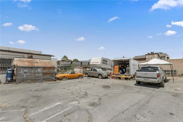 $3,500 | 16756 Foothill Boulevard, Fontana, CA 92335