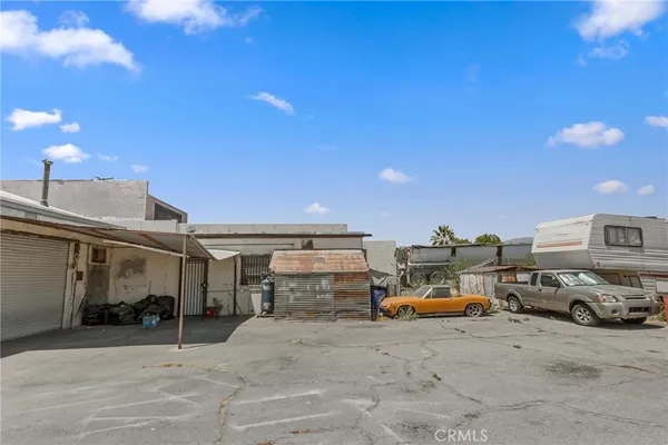 $3,500 | 16756 Foothill Boulevard, Fontana, CA 92335