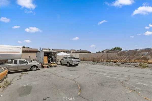 $3,500 | 16756 Foothill Boulevard, Fontana, CA 92335