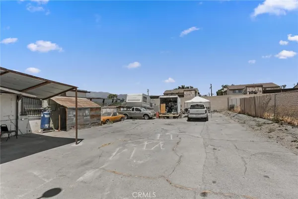 $3,500 | 16756 Foothill Boulevard, Fontana, CA 92335