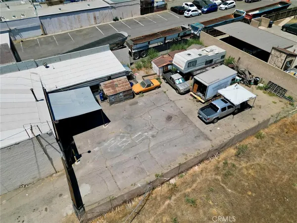 $3,500 | 16756 Foothill Boulevard, Fontana, CA 92335