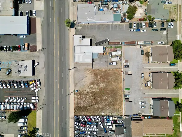 $3,500 | 16756 Foothill Boulevard, Fontana, CA 92335