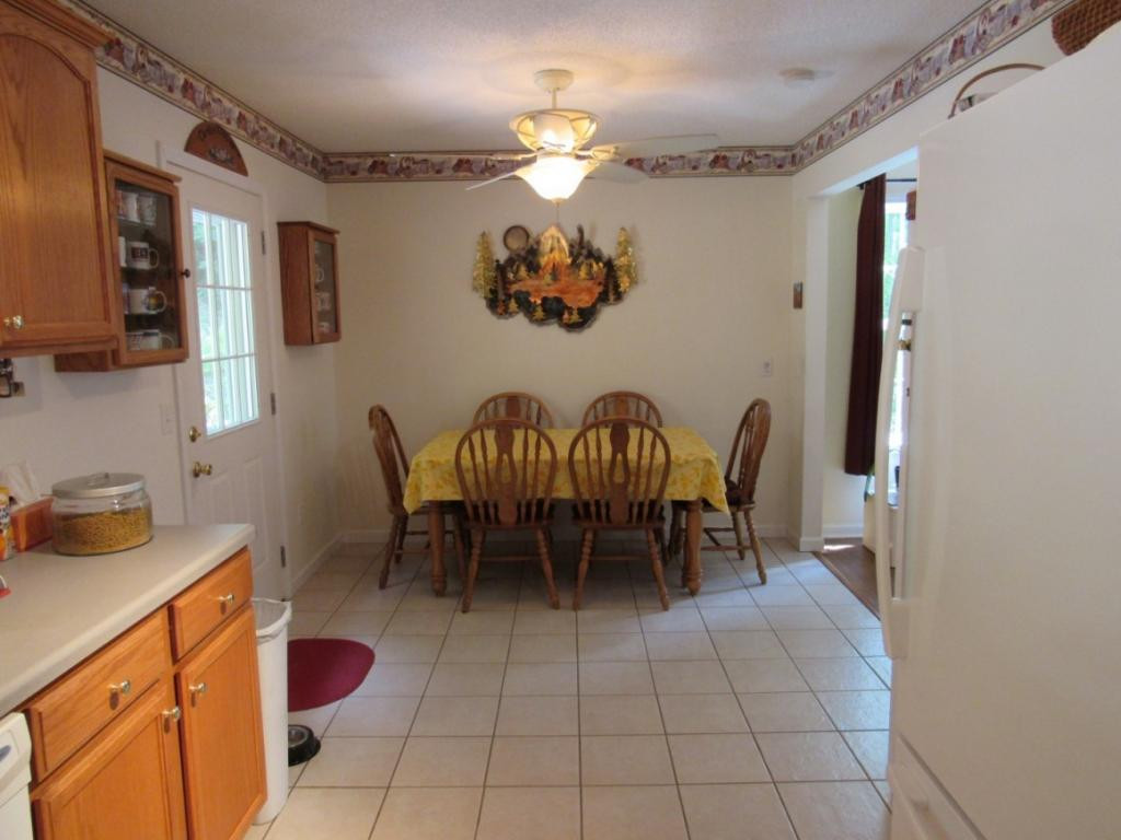 121 Poplar Road Unicoi, TN 37692 - Photo 11 of 36 Photo 11