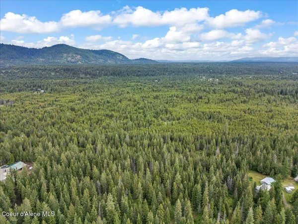 $450,000 | Nka Nka Nikoma Road, Unit 10, Rathdrum, ID 83858