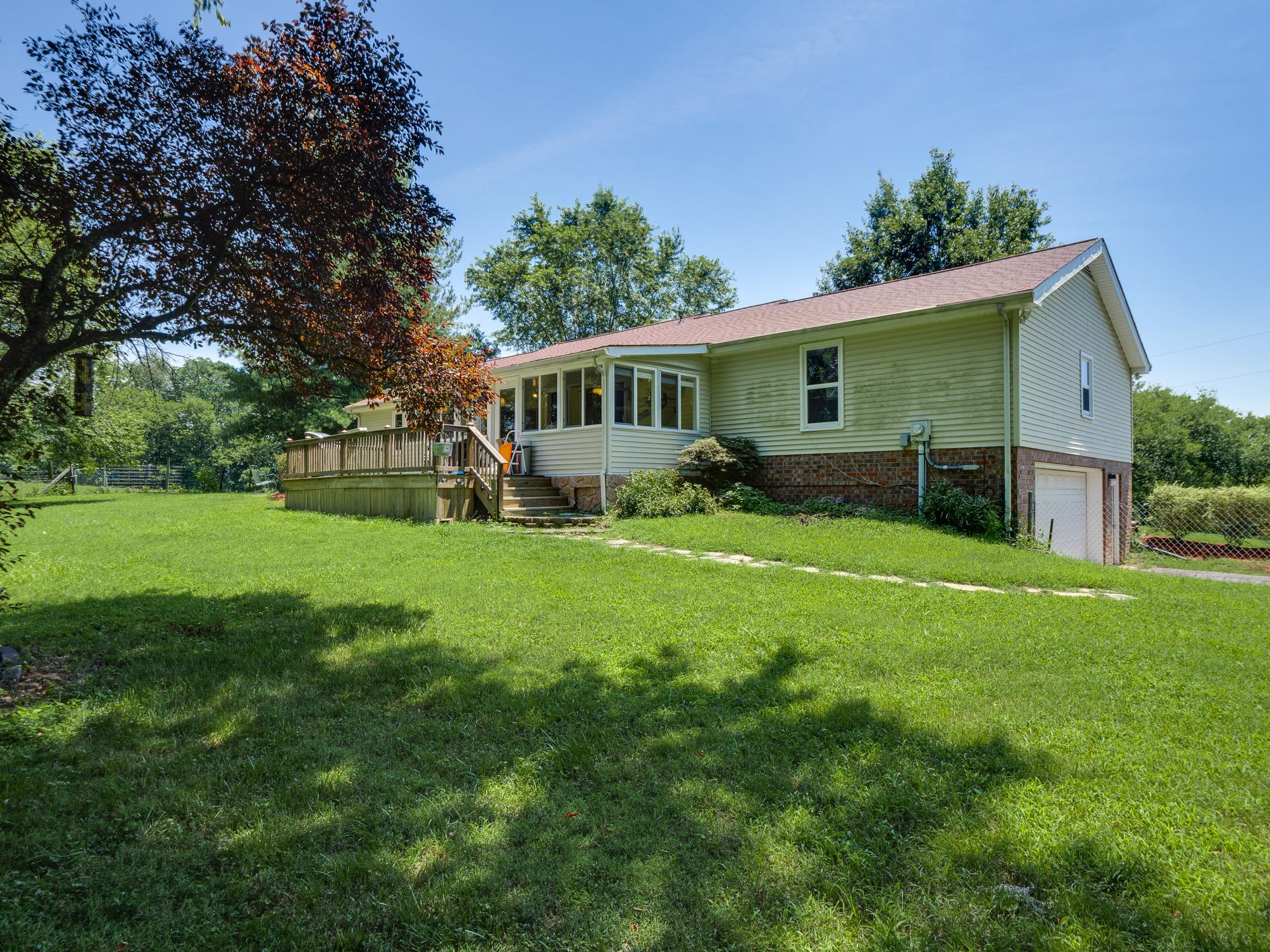 3609 Raymond Head Road Springfield, TN 37172 - Photo 29 of 30 a view of a house with backyard