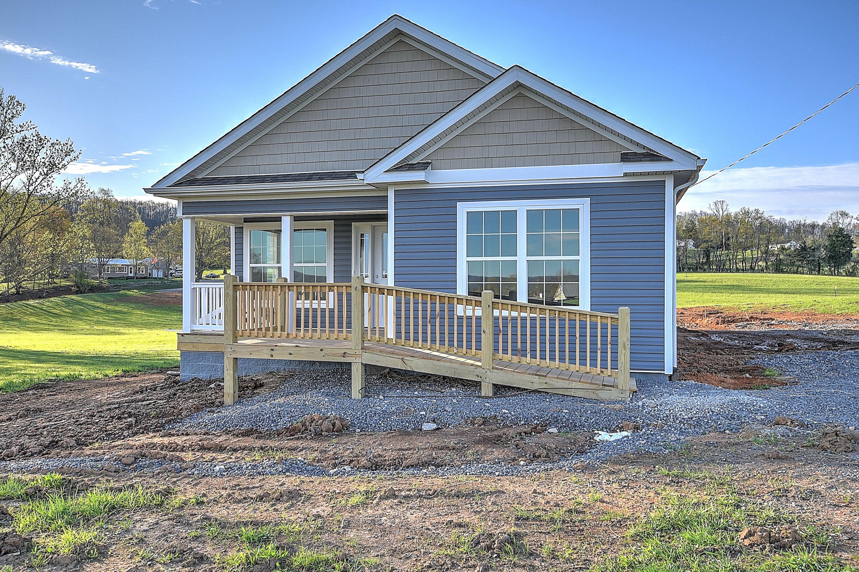 860 Lovelace Road Fall Branch, TN 37656 - Photo 1 of 34 Lovelace