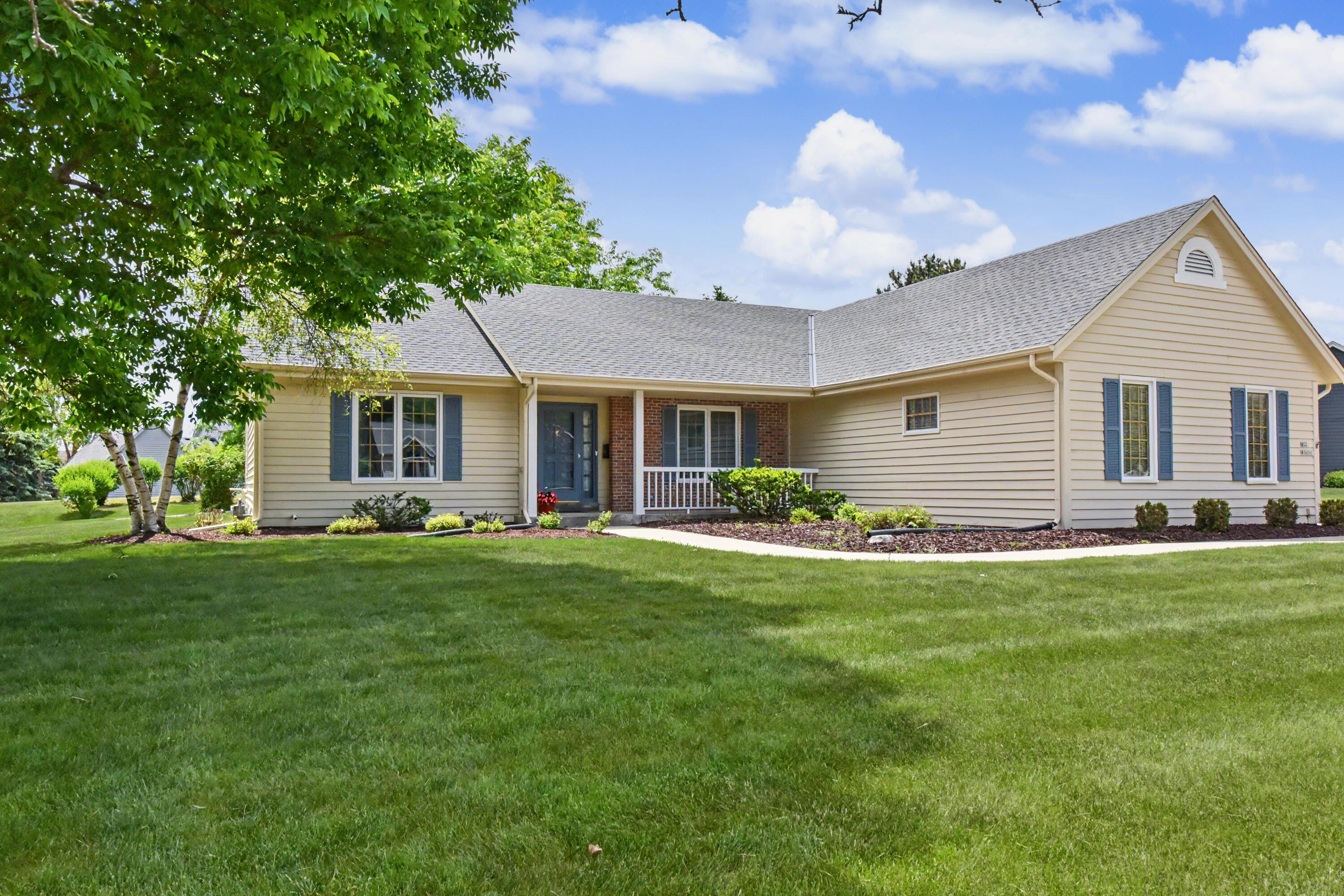 N22W26761 Shooting Star Road Pewaukee, WI 53072 - Photo 1 of 47 DSC_8234