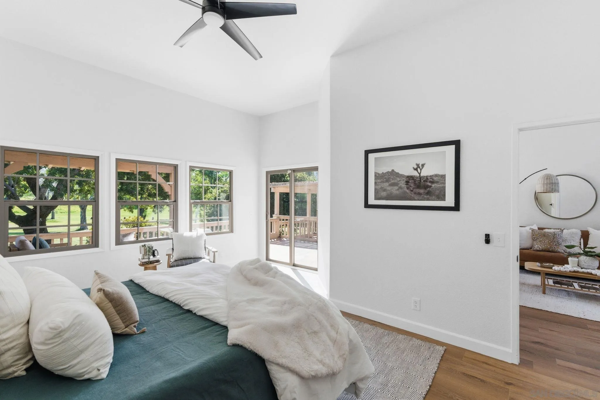 8665 Circle R Valley Lane Escondido, CA 92026 - Photo 17 of 18