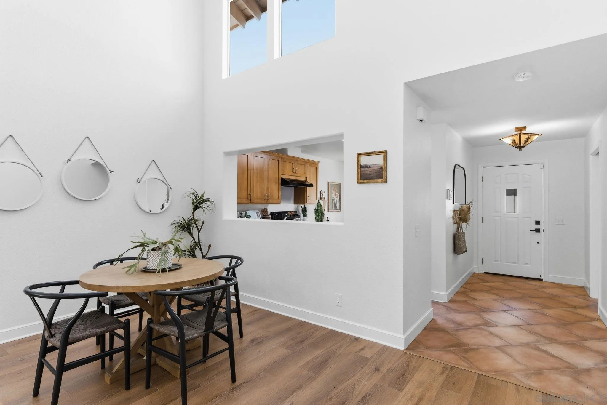 8665 Circle R Valley Lane Escondido, CA 92026 - Photo 6 of 18