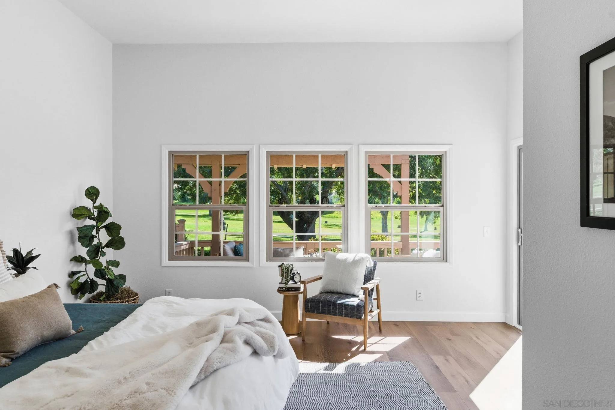 8665 Circle R Valley Lane Escondido, CA 92026 - Photo 8 of 18