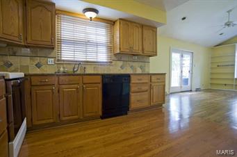 1165 North Berry Road St. Louis, MO 63122 - Photo 2 of 24 Gallery Image 2