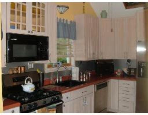 57 Dunstable Road North Chelmsford, MA 01863 - Photo 4 of 7 Gallery Image 4