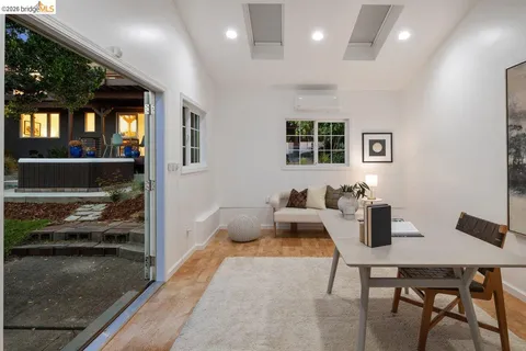$1,398,000 | 7008 Thornhill Drive, Oakland, CA 94611