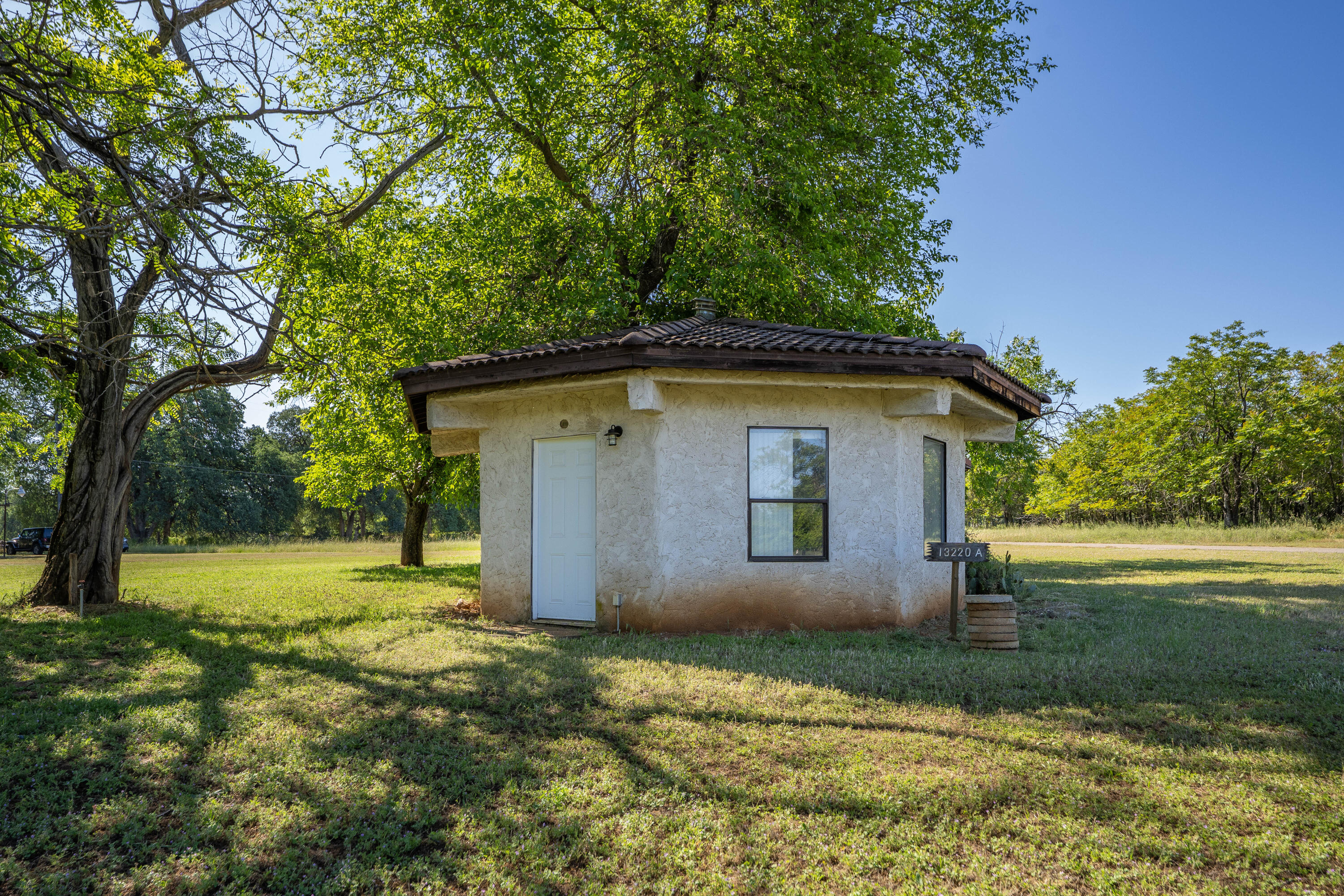 13220 Aztec Lane Red Bluff, CA 96080 - Photo 56 of 56 Studio