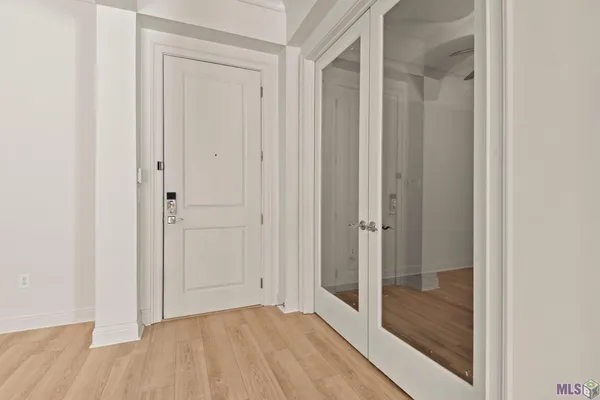 $3,000 | 998 Stanford Avenue, Unit 211, Baton Rouge, LA 70808