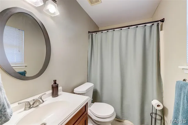 $274,900 | 1069 Big Bend Crossing Drive, Manchester, MO 63088