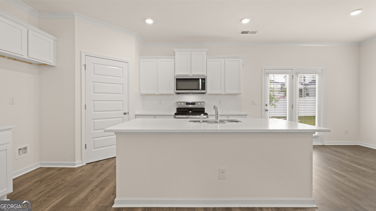 265 Sound Circle Stockbridge, GA 30281 - Photo 5 of 30