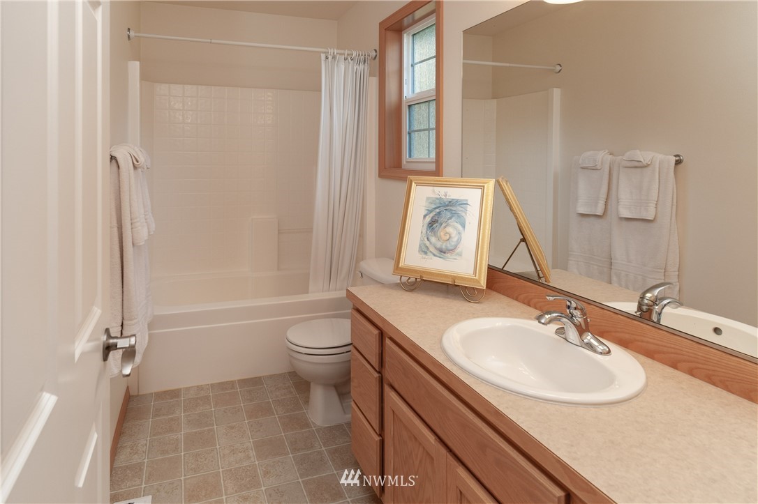 5232 Island View Way Bow, WA 98232 - Photo 17 of 25 Gallery Image 17