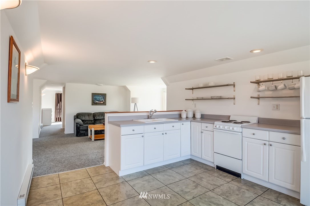 5232 Island View Way Bow, WA 98232 - Photo 21 of 25 Gallery Image 21