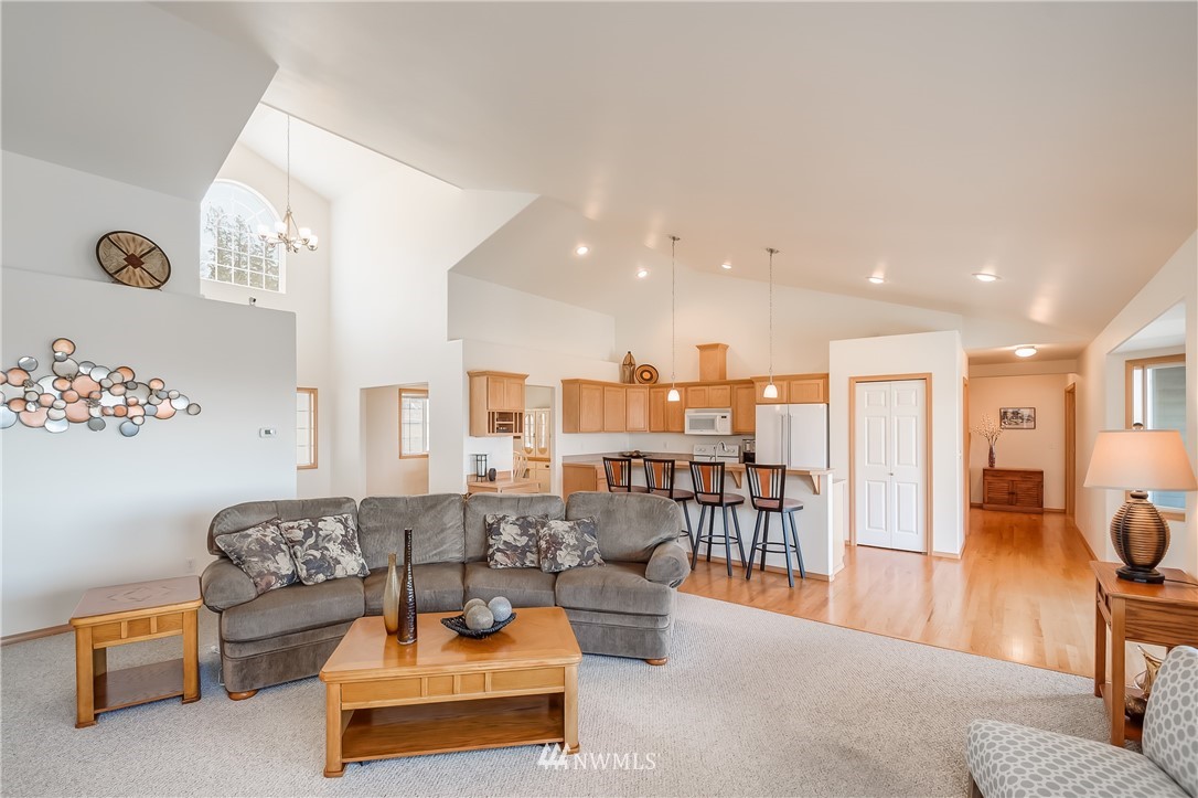 5232 Island View Way Bow, WA 98232 - Photo 8 of 25 Gallery Image 8