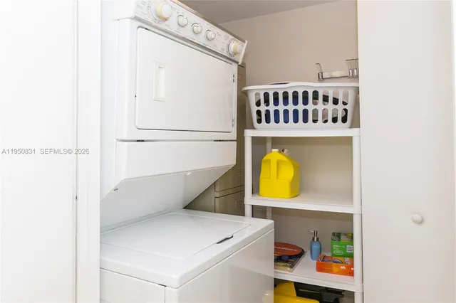 $4,100 | 1830 South Ocean Drive, Unit 4307, Hallandale Beach, FL 33009