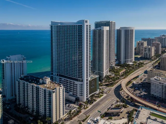 $4,100 | 1830 South Ocean Drive, Unit 4307, Hallandale Beach, FL 33009
