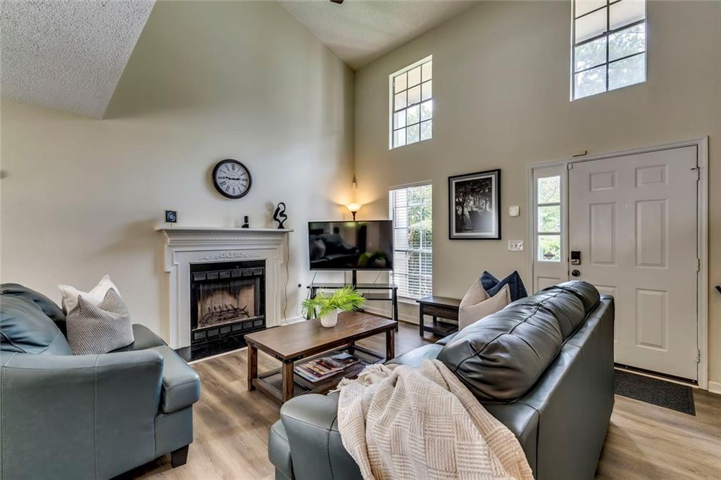 4936 Windsor Downs Drive Decatur, GA 30035 - Photo 4 of 29 Gallery Image 4