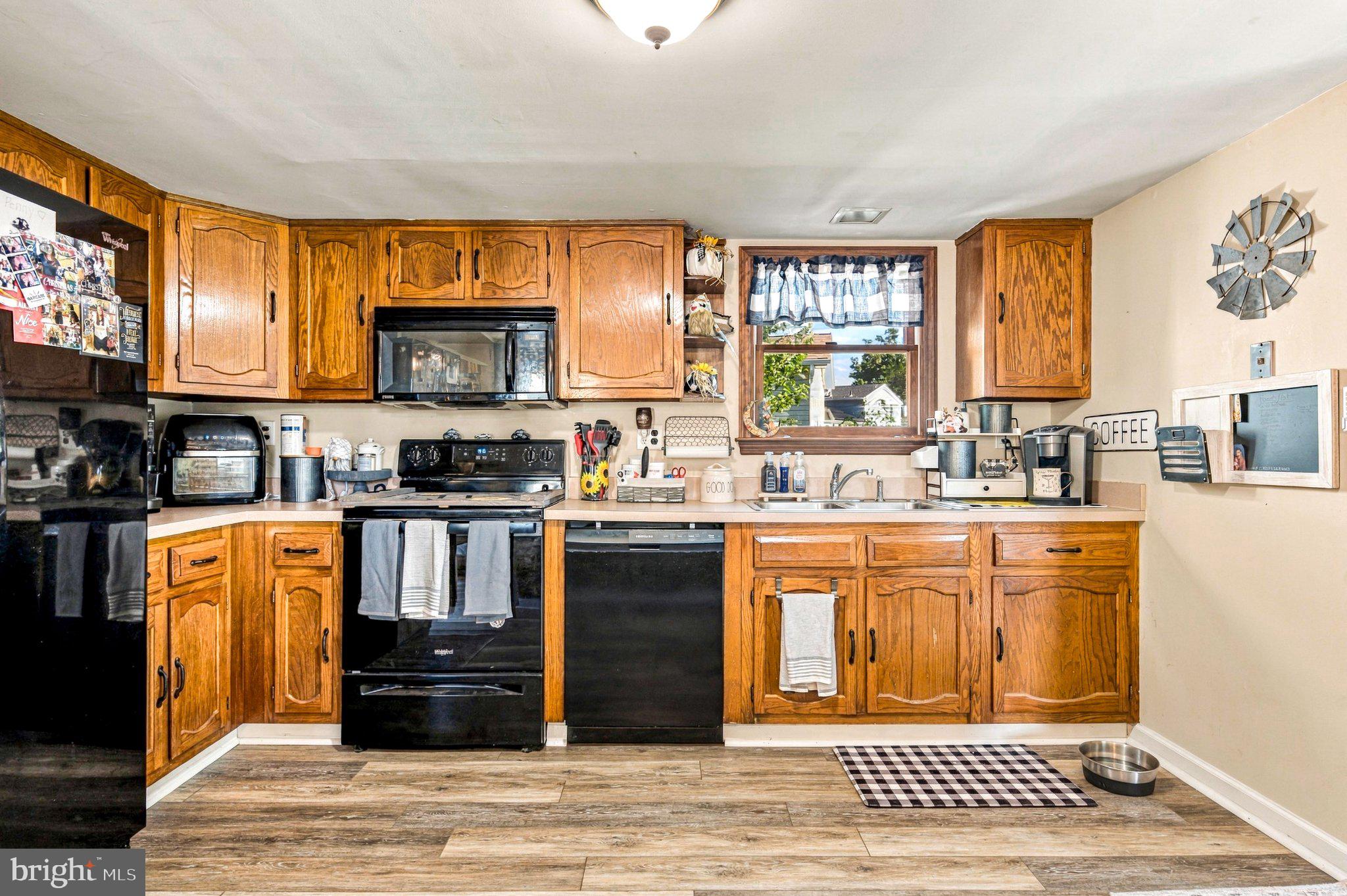 5 Uranus Road Sewell, NJ 08080 - Photo 15 of 34 Gallery Image 15