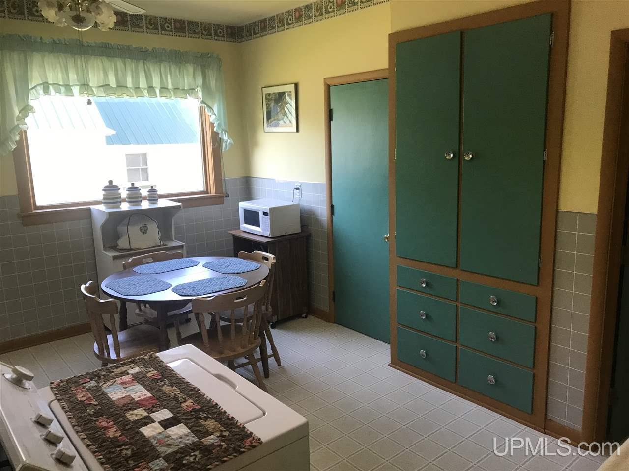 129 York Street Ishpeming, MI 49849 - Photo 10 of 32