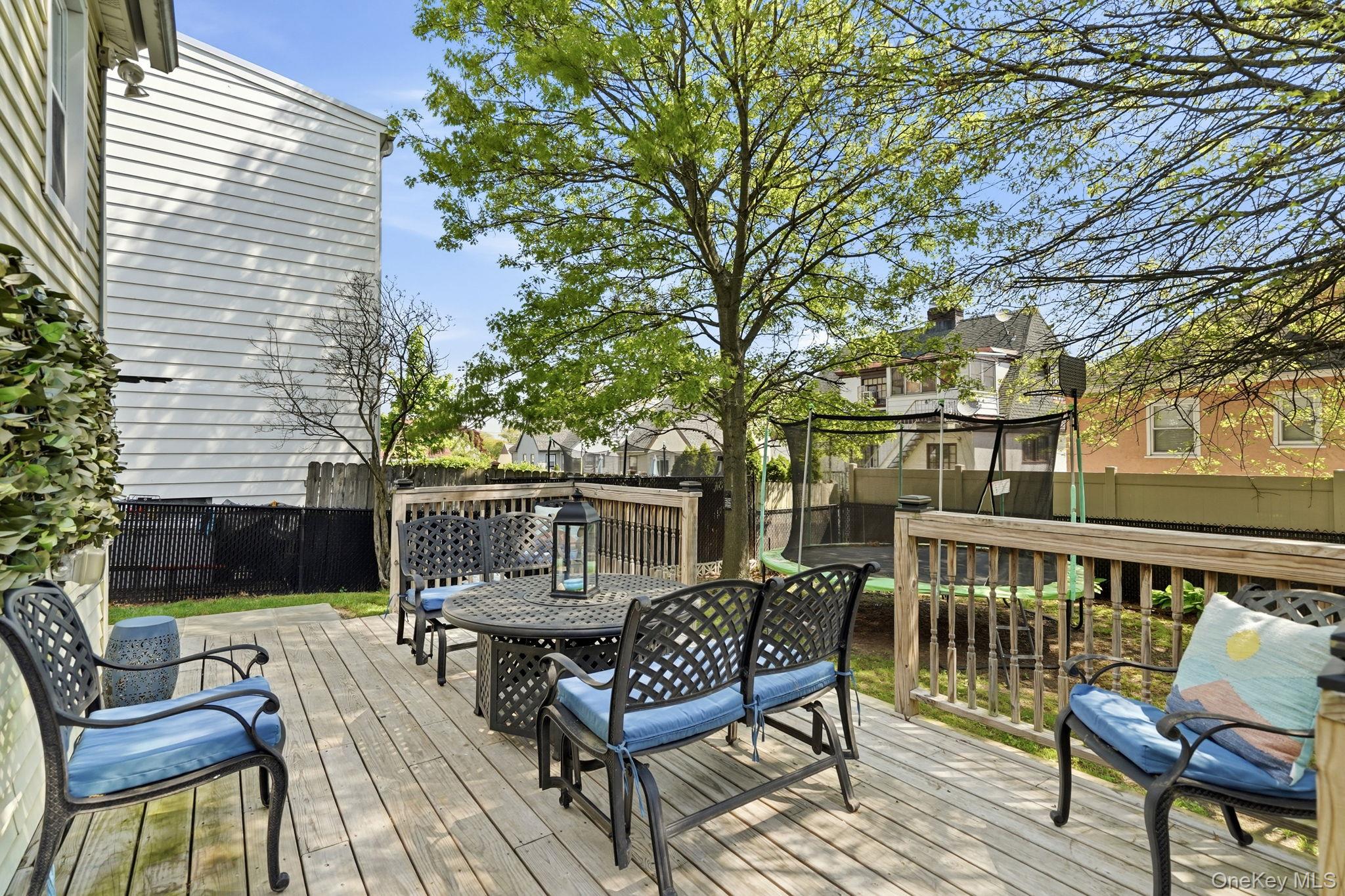 75 Hillcrest Avenue Rye Brook, NY 10573 - Photo 25 of 37