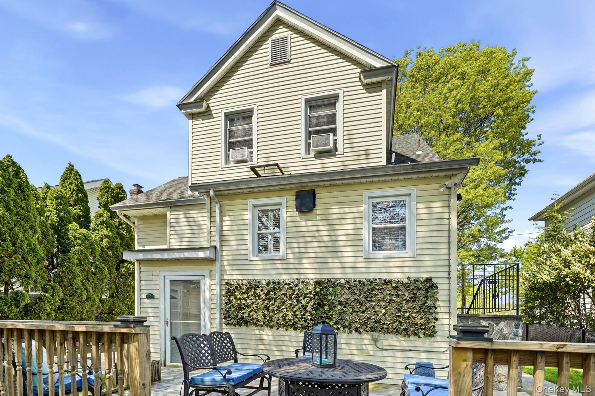 75 Hillcrest Avenue Rye Brook, NY 10573 - Photo 27 of 37