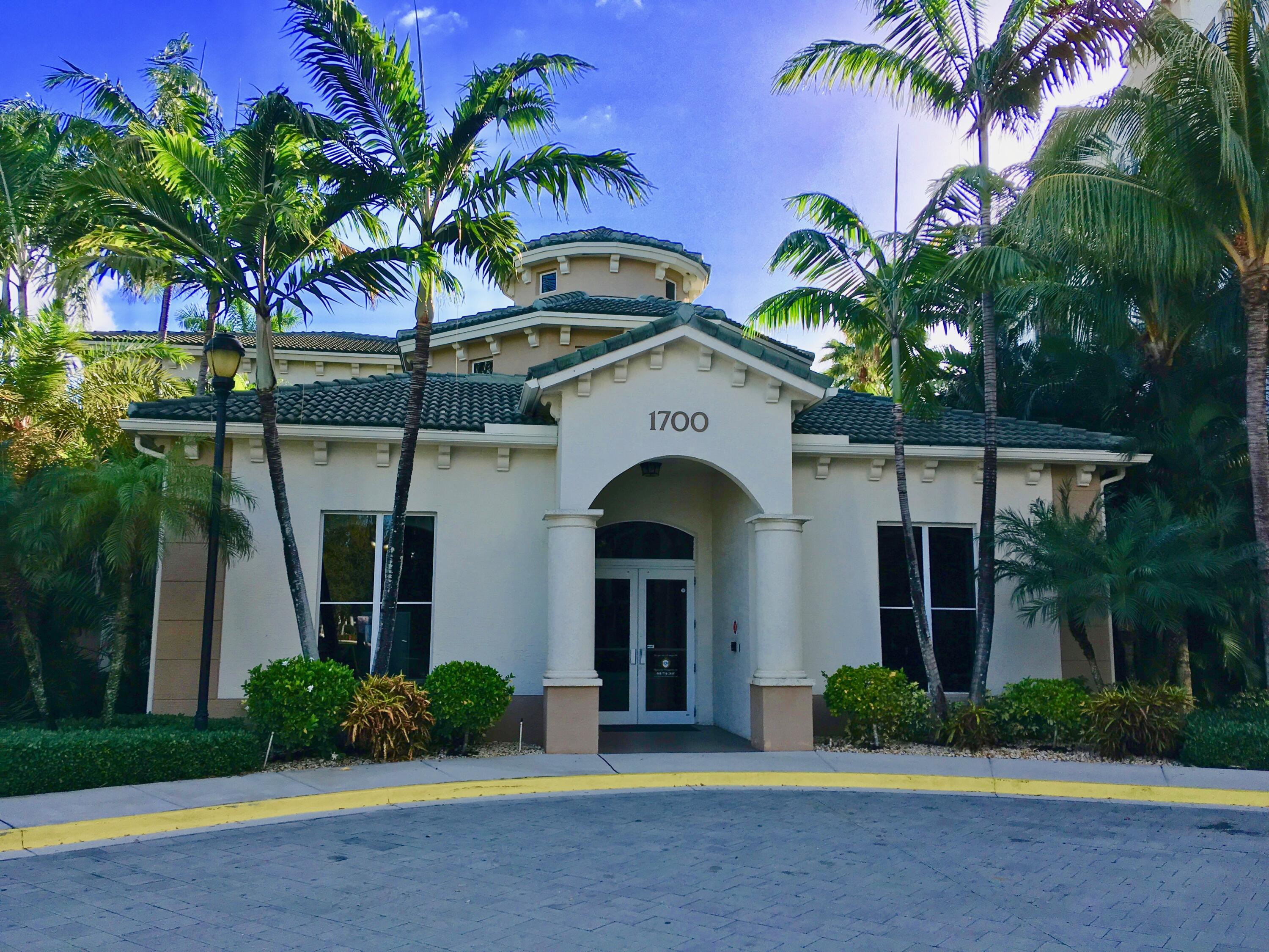 1690 Renaissance Commons Boulevard, Unit 1422 Boynton Beach, FL 33426 - Photo 3 of 21 IMG_4803