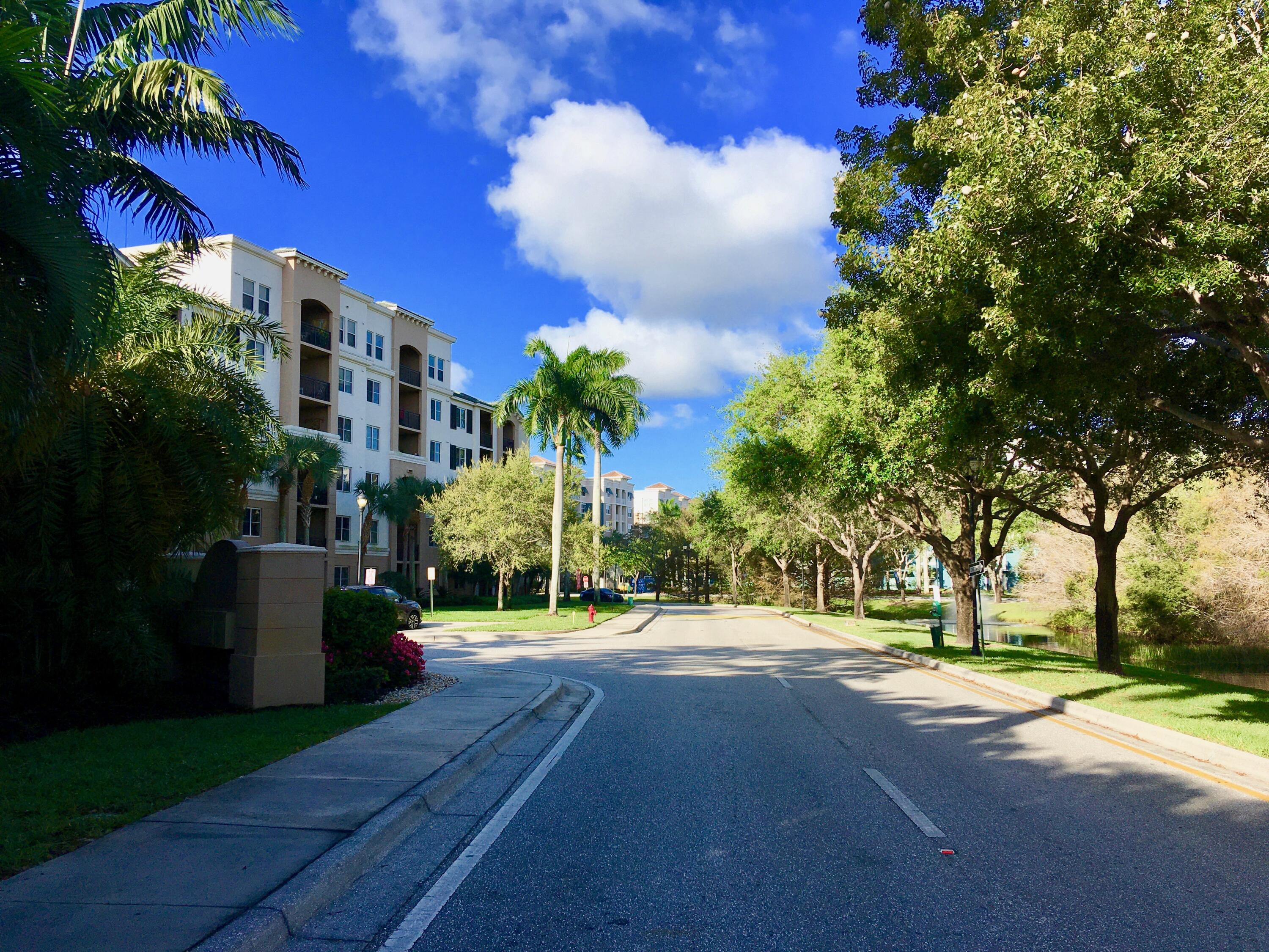 1690 Renaissance Commons Boulevard, Unit 1422 Boynton Beach, FL 33426 - Photo 10 of 21 IMG_4823