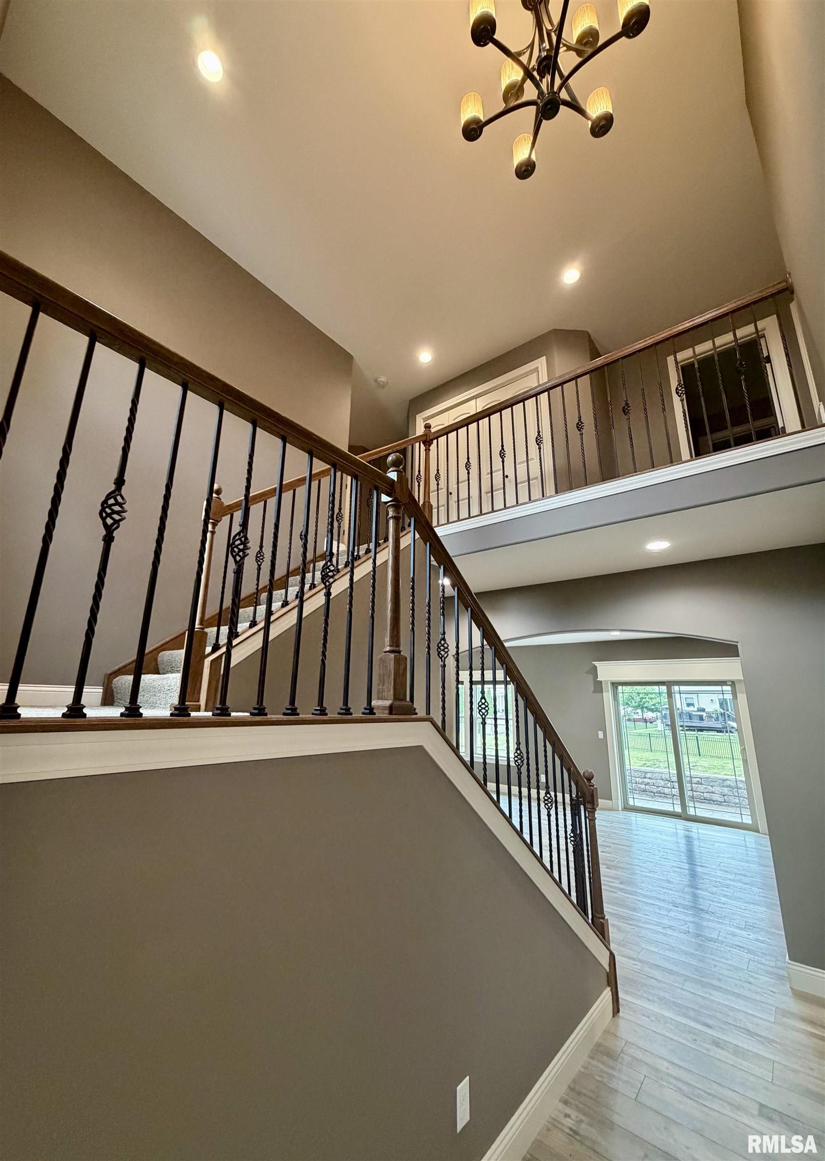 66 Warwick Circle Morton, IL 61550 - Photo 4 of 34