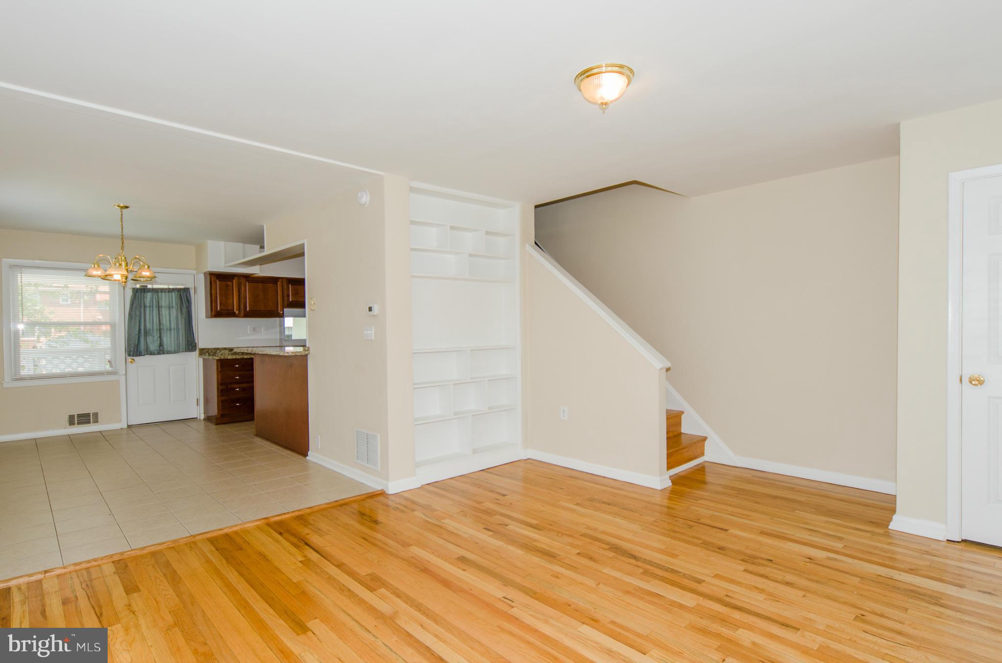 1670 Poles Road Essex, MD 21221 - Photo 2 of 30 Living Room