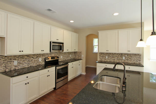 112 Triple Crown Road Moncks Corner, SC 29461 - Photo 8 of 34 Kitchen Backsplash