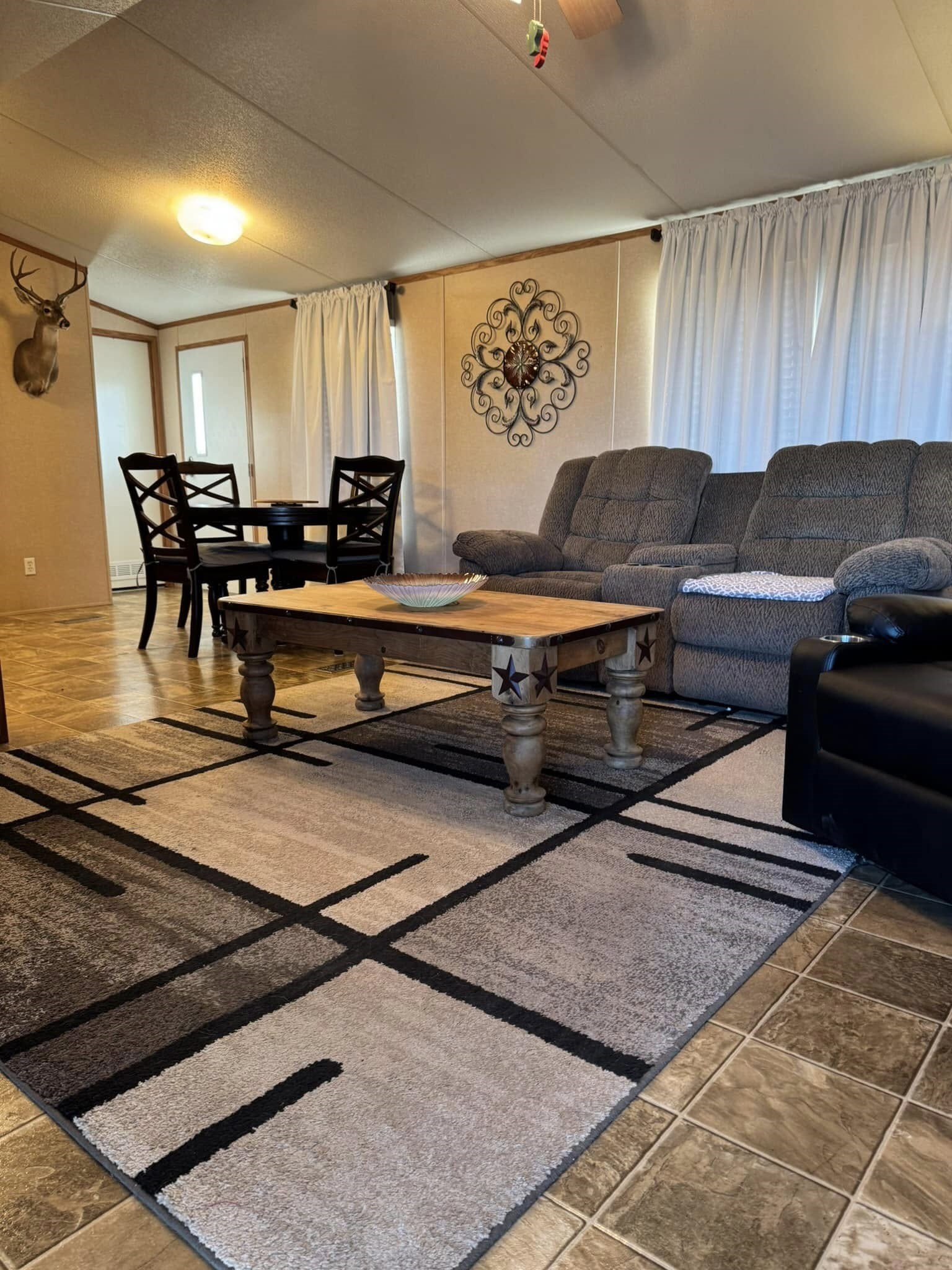 106 Arrowhead Del Rio, TX 78840 - Photo 5 of 15 Open concept living and kitchen.