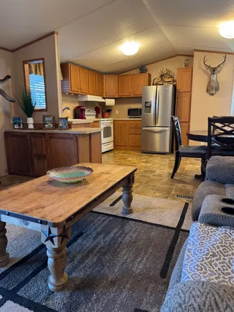 $139,800 | 106 Arrowhead, Del Rio, TX 78840