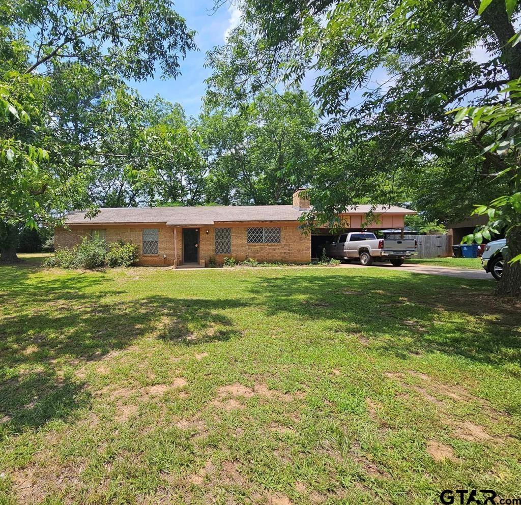 829 South Pineda St  