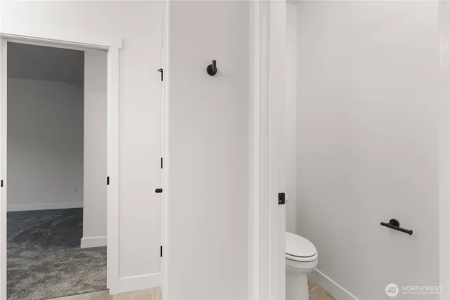 $899,950 | 920 Barbara Lane, Centralia, WA 98531