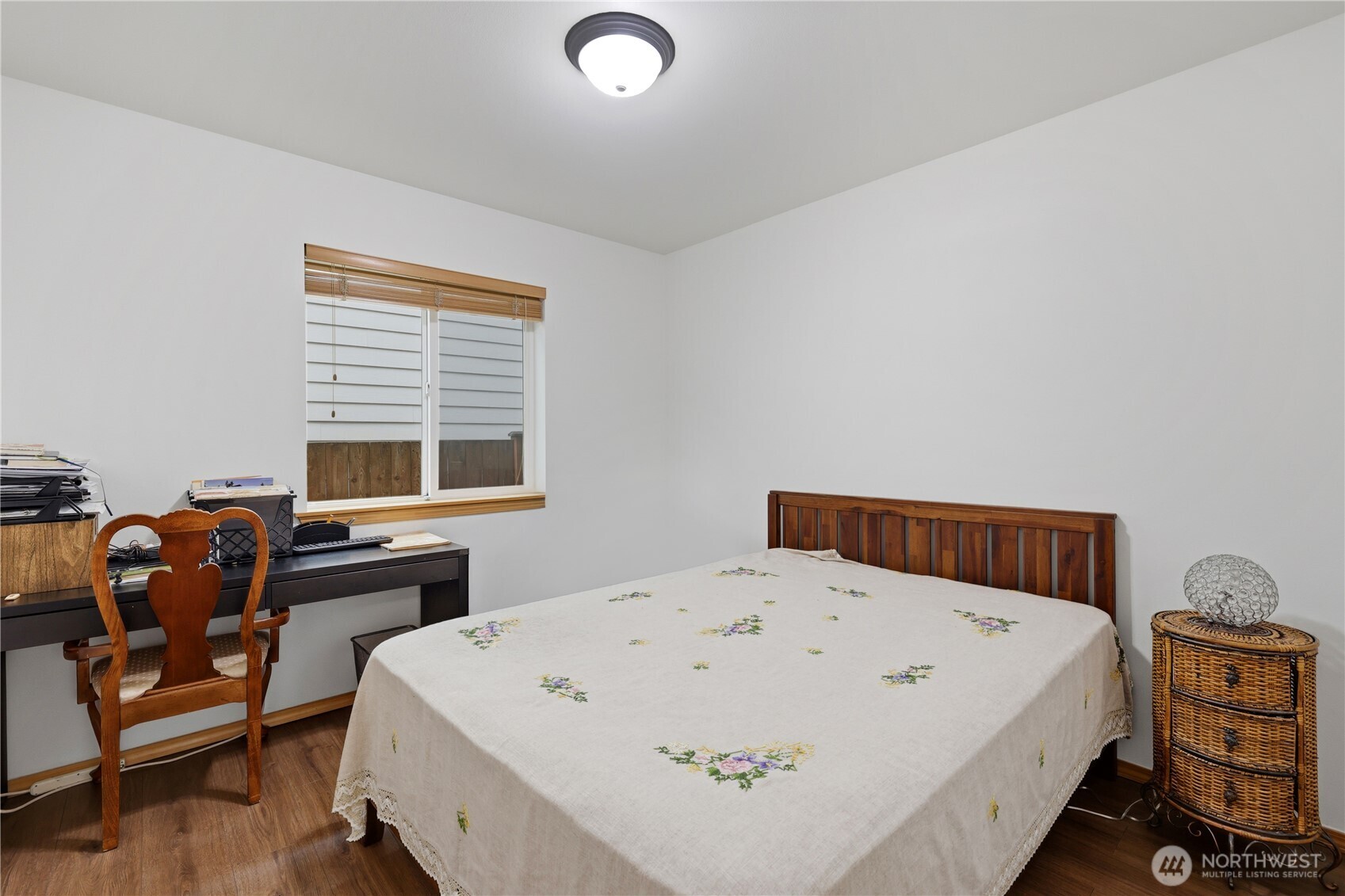 5208 Northeast 8th Court Renton, WA 98059 - Photo 14 of 34