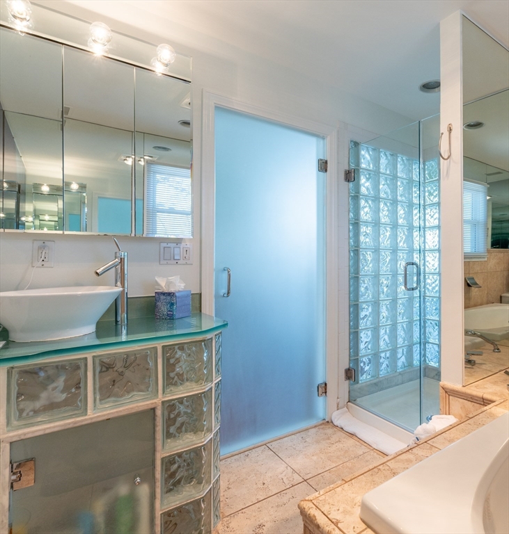 765 Walnut Street Lynnfield, MA 01940 - Photo 11 of 28