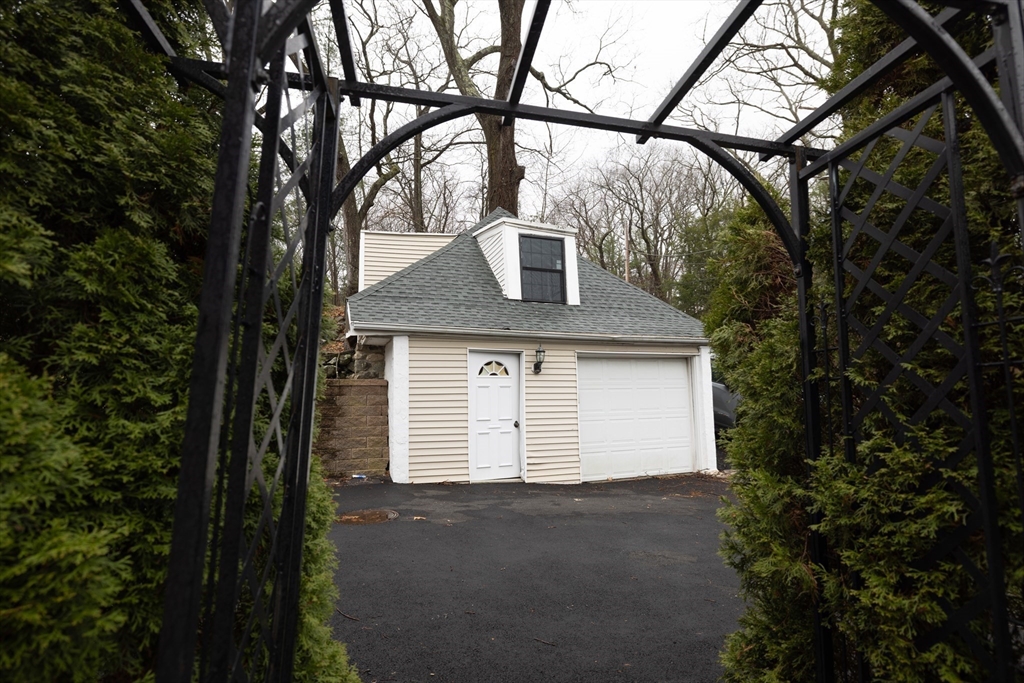 765 Walnut Street Lynnfield, MA 01940 - Photo 27 of 28